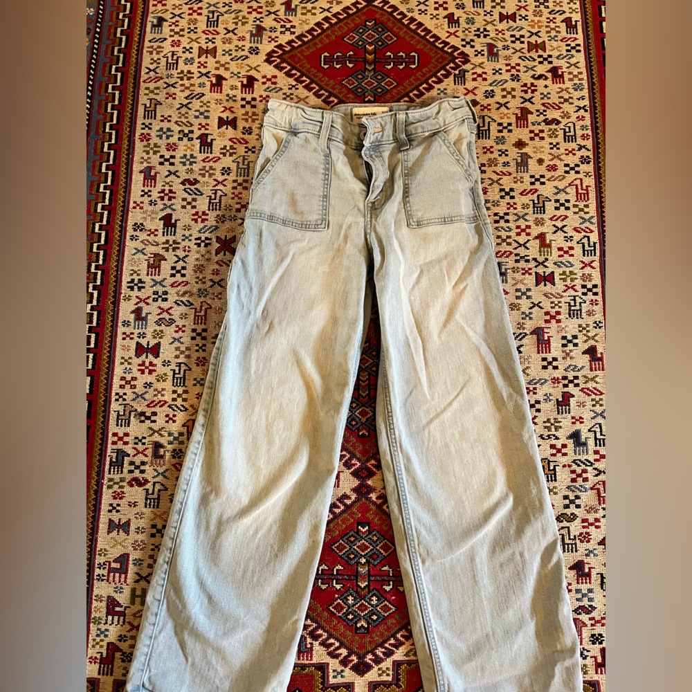 Abercrombie kids wide leg high rise jean size 11-12